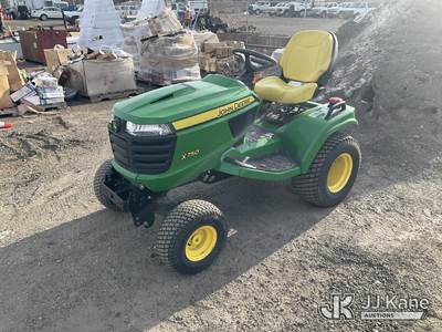 2013 John Deere X750 Utility Tractor