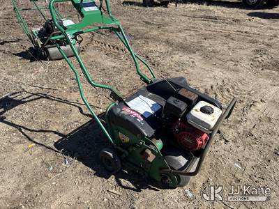 2002 Ryan Lawnaire Walk-Behind Lawn Aerator
