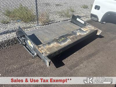 Tommy Gate 12 Volt Electric Lift Gate