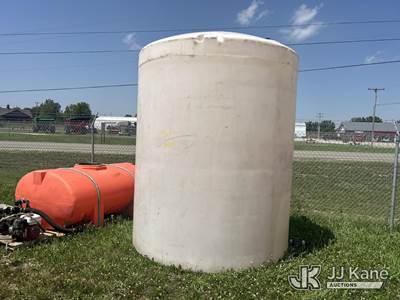 Unknown 2500 gallon tank