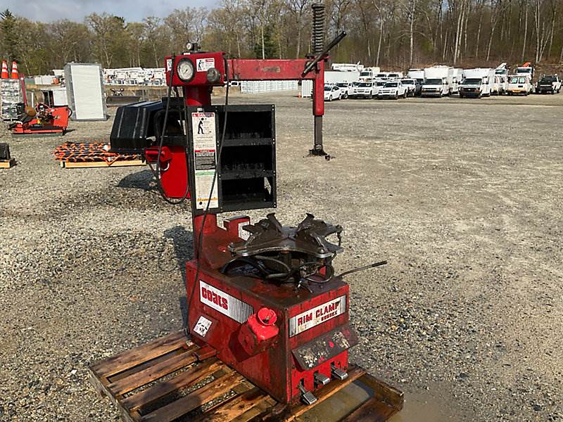 Coats 5065EX Rim Clamp Tire Changing Machine For Sale Shrewsbury, MA