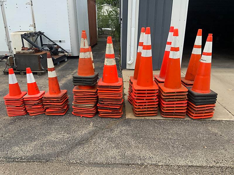 Used Safety Cones For Sale South Beloit, IL SB68J