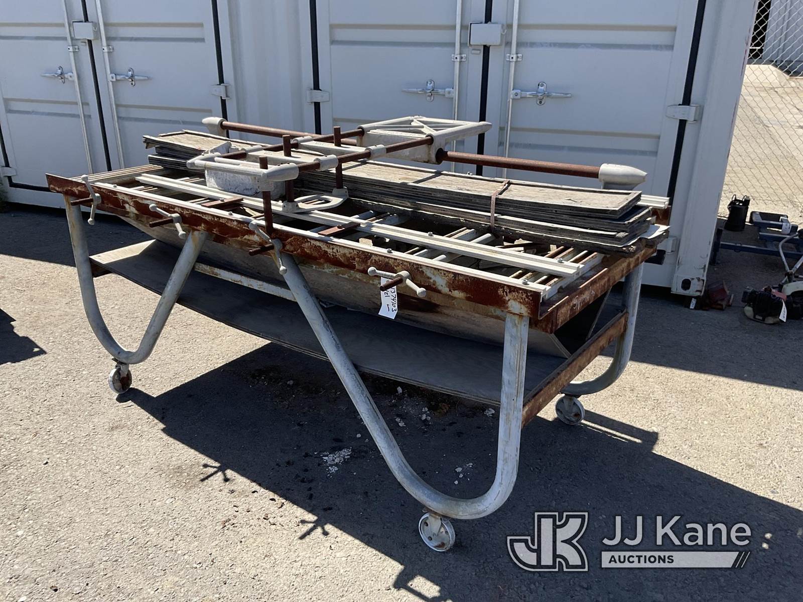 Router Table NOTE This unit is being sold AS IS/WHERE IS via Timed