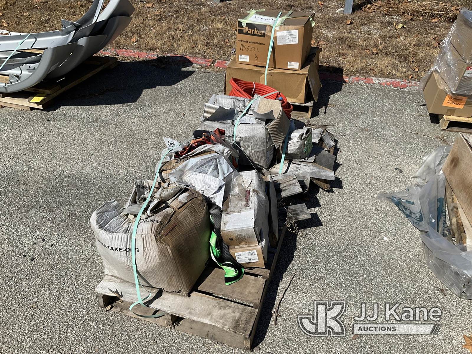 Misc Hydraulic Hoses & Valves) (3 Skids For Sale Kansas City, MO