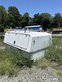 BrandFX Ford F350 Bed Cap