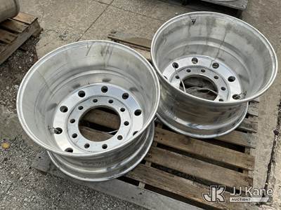 Accuride Aluminum Rims 22.5 X 12.5 NOTE: This unit is being sold AS IS/WHERE IS via Timed Auction and is located in Kansas City