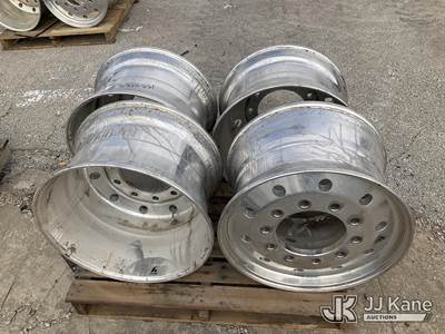 Accuride Wheels) (Set Of Four 22.5x12.25 NOTE: This unit is being sold AS IS/WHERE IS via Timed Auction and is located in Kansas City