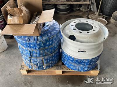 (4) New Automann 157.L225X825SP Steel Wheel Stud Pilot 22.50in X 8.25in Rims W/ Nuts & Bolts