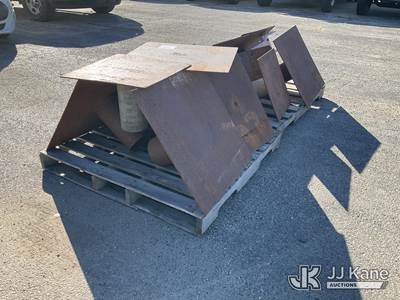 (2) Pallet of misc brackets