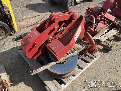 (4) Crosby 35 Ton Beam Clamps & (4) Caldwell 25 Ton Beam Clamps (Condition Unknown)