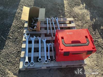 (1 Pallet) Combo Wrenches & Sockets