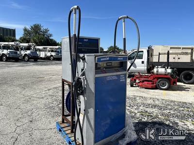 (1) Wayne Def Pump Station (1) Wayne Gasoline & Diesel Pump Station (Used