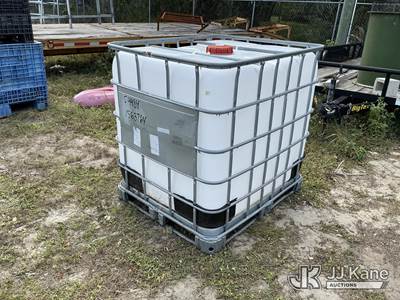 250 gal tote (Condition Unknown)