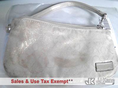 "1 ZIPPER POUCH CROWN ROYAL POUCH COIN PURSE BANDAGE 1 TAN WRIST PURSE WALLET TOWELL 2 SILK LIKE POUCHES CLEANING CLOTH "