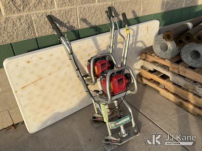 2 MQ Duo Screeds NOTE: This unit is being sold AS IS/WHERE IS via Timed Auction and is located in Salt Lake City