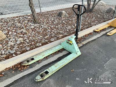 Pallet Jack NOTE: This unit is being sold AS IS/WHERE IS via Timed Auction and is located in Salt Lake City