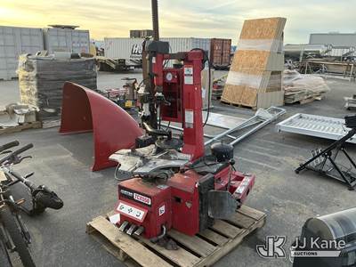 Hunter TCX550 Tire Machine (Conditions Unknown )