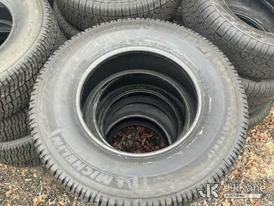 (4) Michelin LTX A/T2