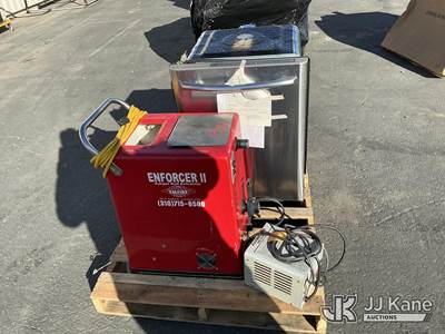 Pallet/ Dishwasher & Enforcer II Carpet Soil Extractor (Used)