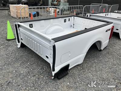 2026 Ford F250/F350 8 ft bed w/Tailgate & Bumper (New/Unused)