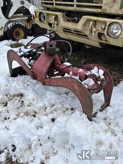 Hydraulic Root Grapple (Hydraulic Hose Damaged)