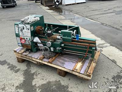 Grizzly Lathe (Used )