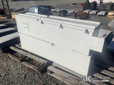 (1) Lot of (2) 77 In x 18 In x 18 In Boxes (Part#: 991700308) (New/Unused)