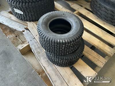 Two (2x) Deestone 4PR Tubeless Tires