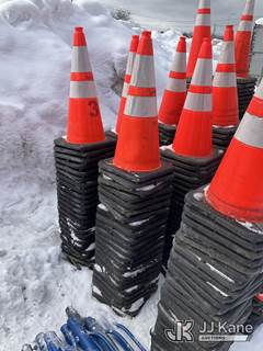 (25) 28 inch Safety Cones
