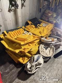 (1 Lot) Tool Aprons & Tool Buckets