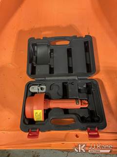 (1) Klein HVNCVT2 Non-Contact High Voltage Detector with case