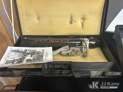 Utility solutions xlt load break tool