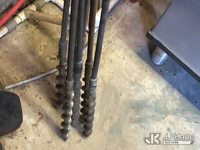 Temporary truck screw in grounds