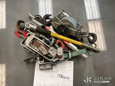 (4) little mule model 300 hoist