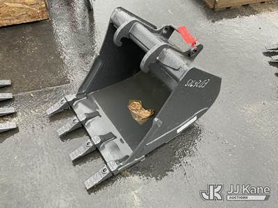 24” Bobcat Bucket (Used )
