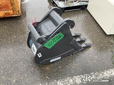 12” Bobcat Bucket (Used)