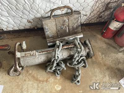 Greenlee Hyd Pole Pullers With Base & Chain.