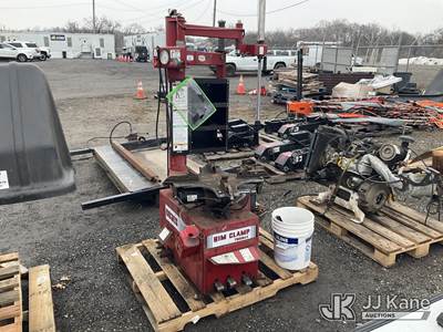 Coats Rim Clamp 7065AX Tire Machine (Condition Unknown)