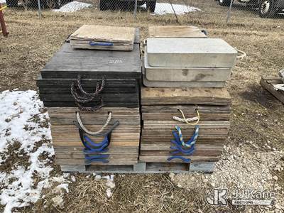 Pallet of Approximately 50 Outrigger Pads