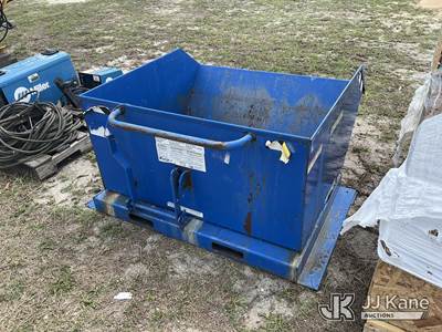 1600 lbs Metal Hopper (Used)