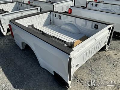 2025 F250/F350 8ft Bed W/ Bumper (New)