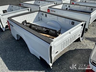 2025 F250/F350 8ft Bed W/ Bumper (New)
