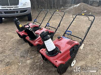 Lot of (3) Toro 621R Paddle Snowblower