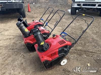 Lot of (3) Toro 621R Paddle Snowblower