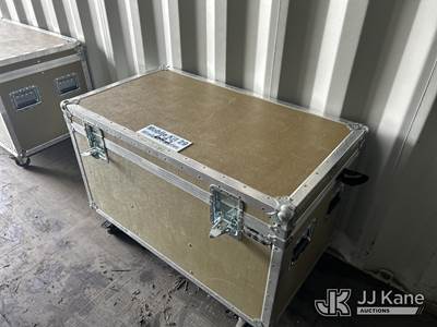 (1) Case Utility Trunk (Used)