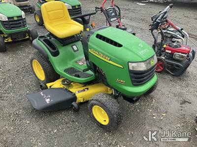 John Deere L130 48IN Gas Riding Mower (Runs)
