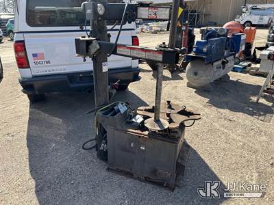 TSS LR 66296 Tire Changer (Used) (BUYER RESPONSIBLE FOR LOAD OUT – NO FORKLIFT ONSITE FOR ASSISTANCE)