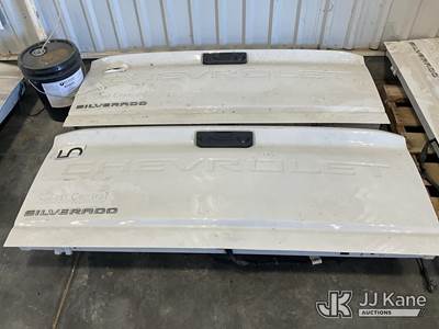 (3) 2019 Chevy 2500 tailgates