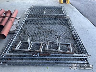 12 Ft x 6 Ft 4 Panel Chain Link Cage With Post Footers.