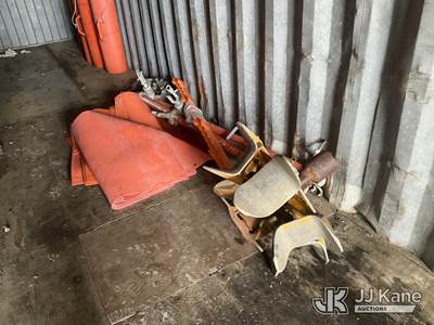 Collapsible Take-Up Reel with Rubber Line Blankets and (2) 7 Inch Stringing Blocks